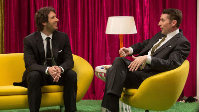 Josh Groban Wears a Suit & Striped Socks Summary