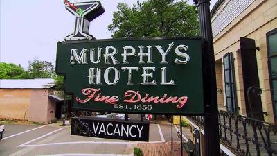 Murphy's Hotel Summary