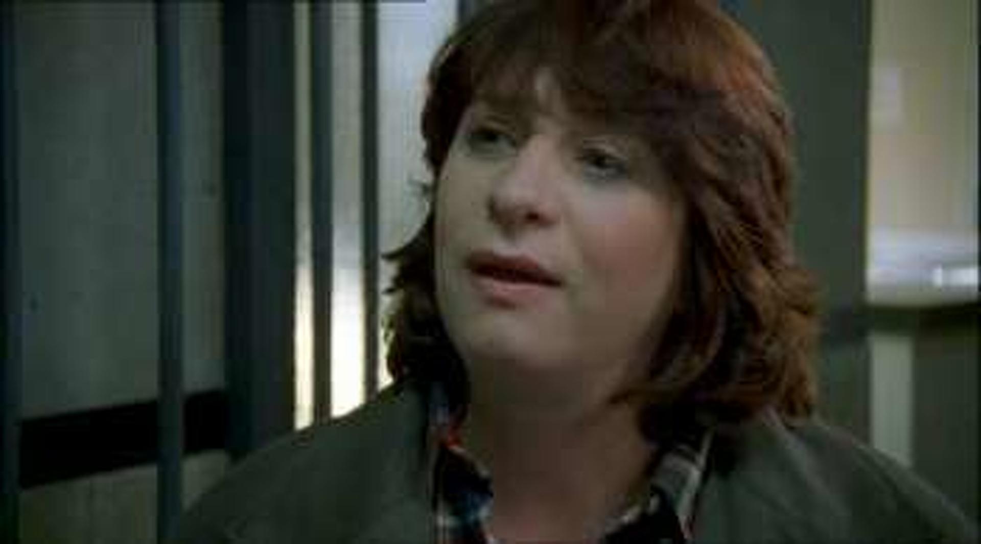 Jonathan Creek (S03E06): The Three Gamblers Summary - Season 3 Episode ...