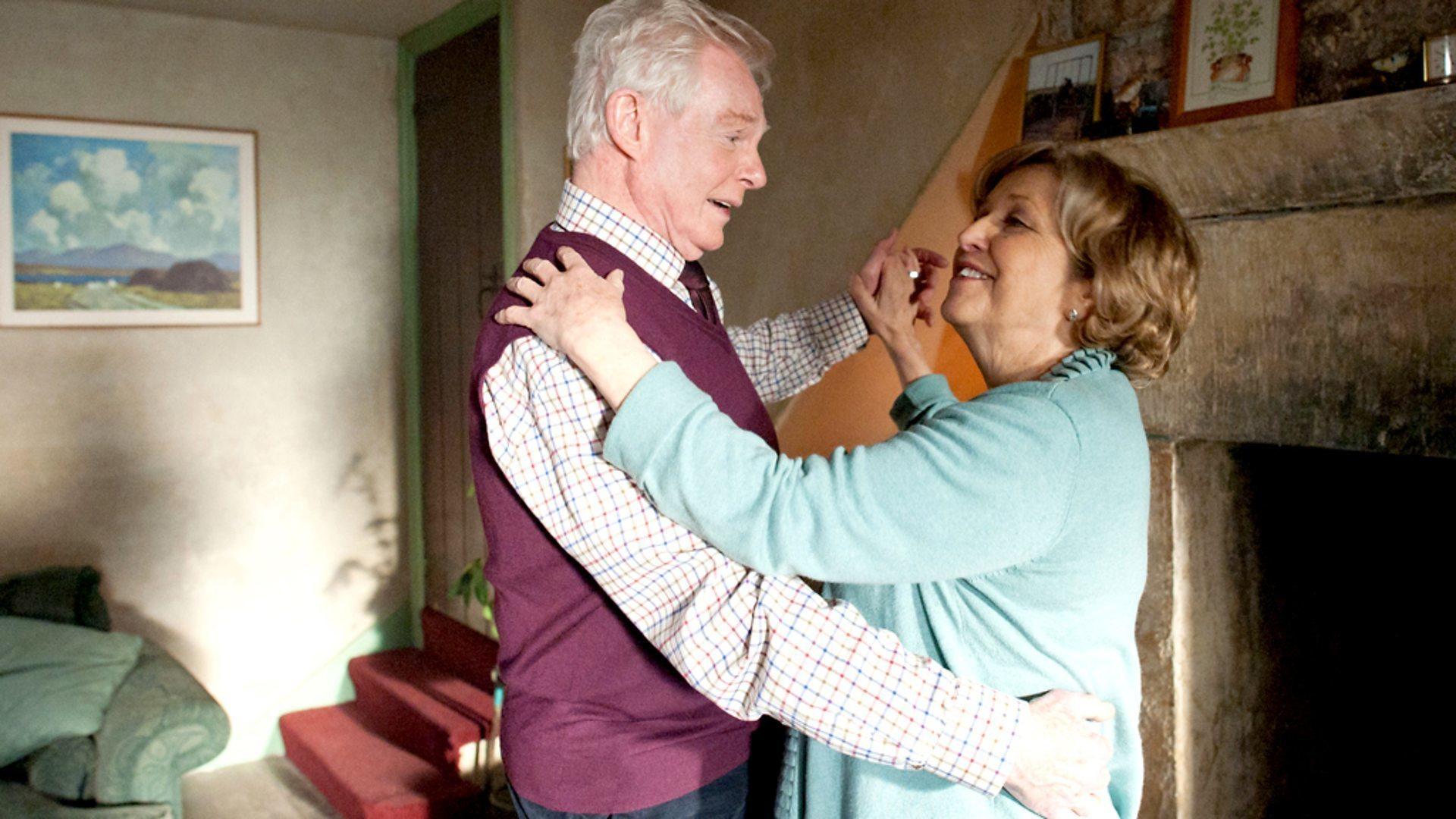 Last Tango In Halifax (S01E05): Series 1, Episode 5 Summary - Season 1 ...