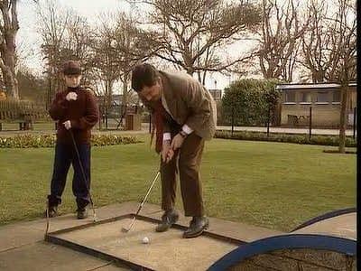 Tee Off, Mr. Bean Summary