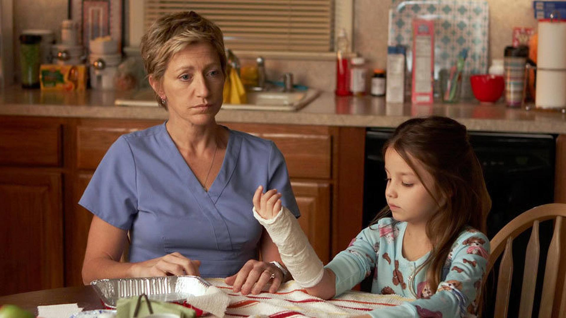 Nurse Jackie S E Bleeding Summary Season Episode Guide