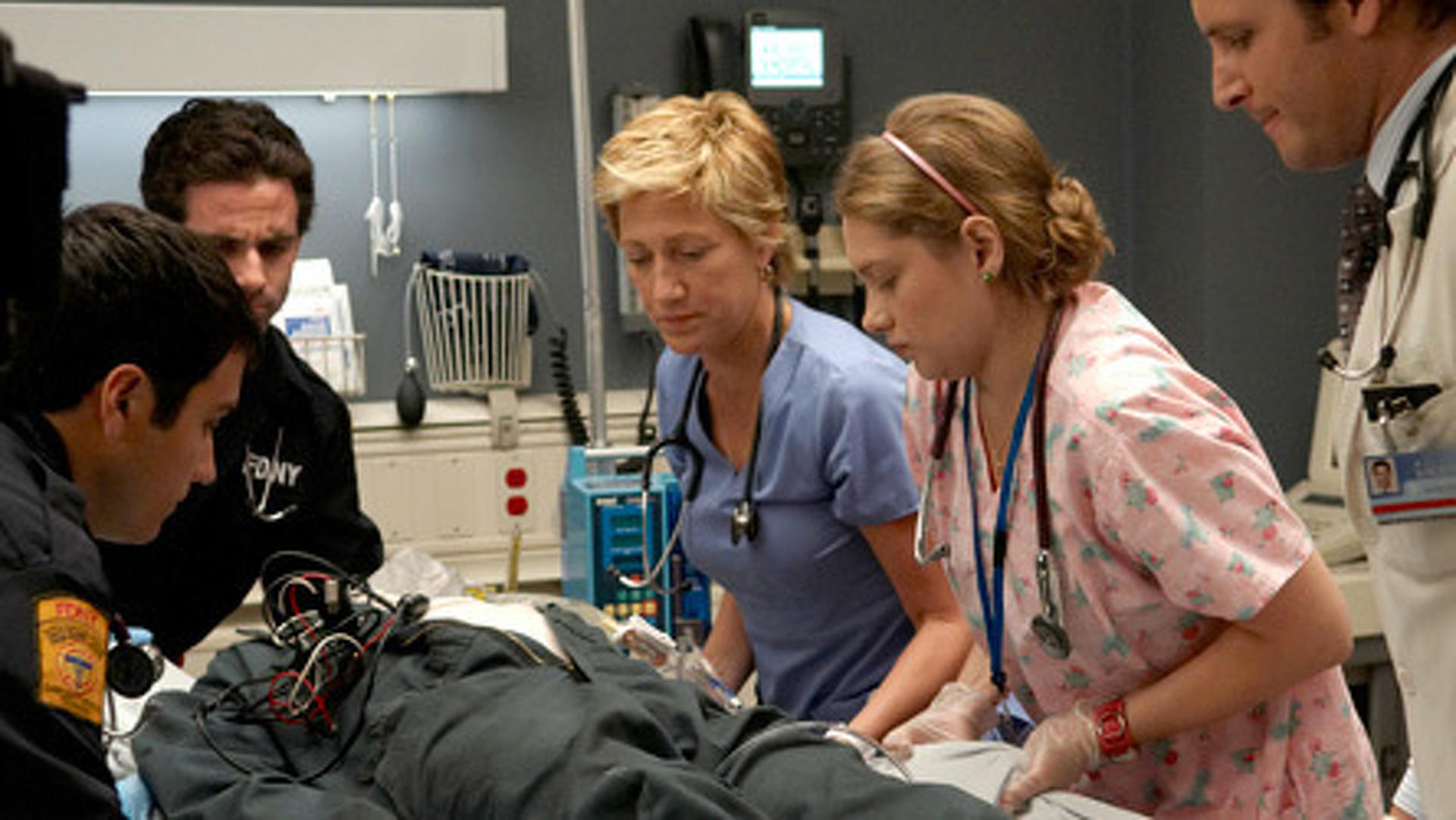 Nurse Jackie S03e02 Enough Rope Summary Season 3 Episode 2 Guide